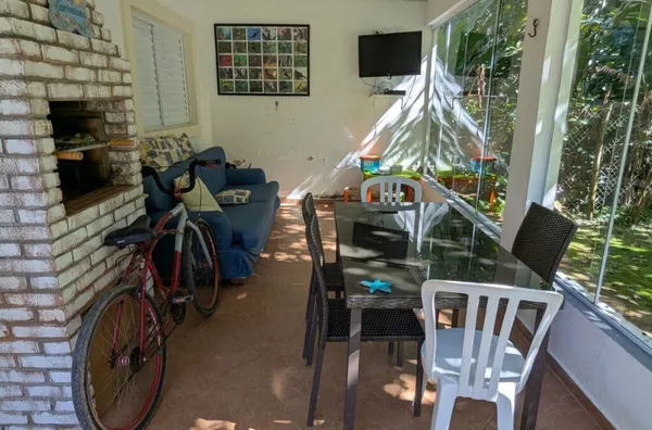 Lote com edícula – Rua Par