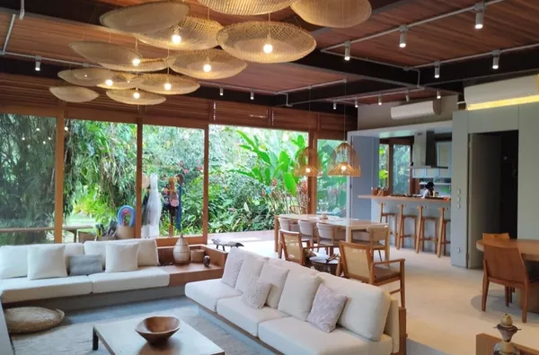 Casa Deslumbrante a 180m da Praia de Itamambuca