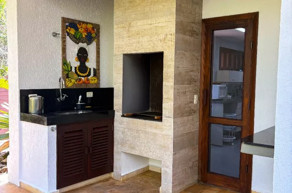 5 suítes a poucos passos do paraíso!