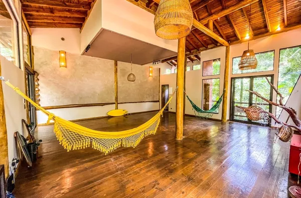 CASA A VENDA NO FÉLIX