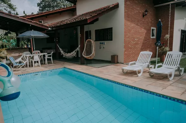 Linda Casa de praia no condomínio de Itamambuca