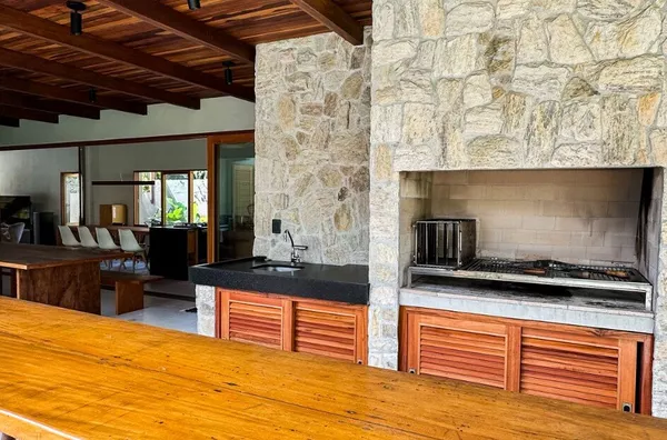 Charme, Conforto e Piscina Privativa a 300m da Praia - Rua Par