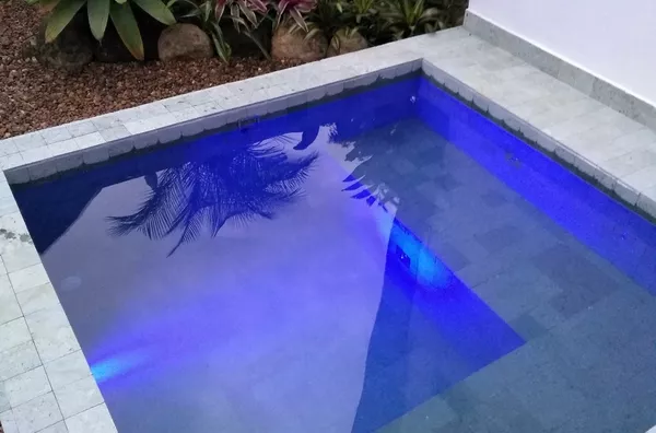 CASA ALTO PADRAO COM PISCINA AQUECIDA 