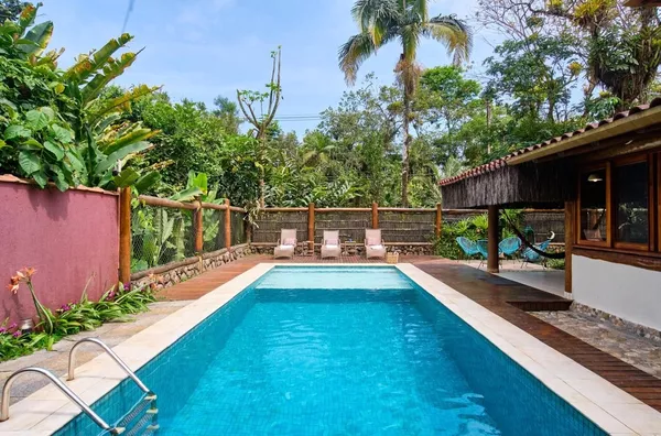 Rua Par - 400m da praia. Desfrute de momentos inesquecíveis nesta charmosa casa