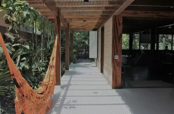 Linda casa  a 50 metros do mar 