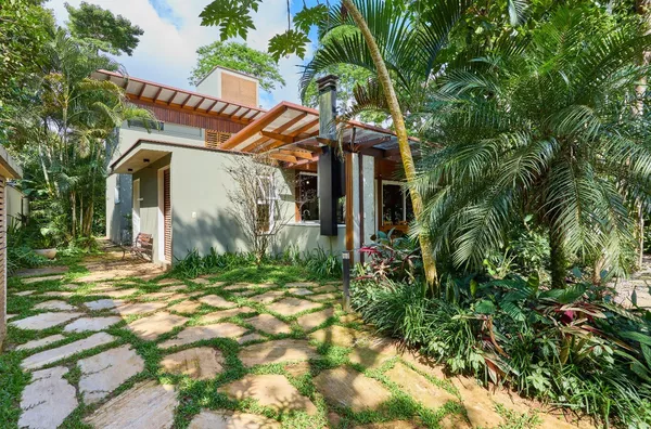 CASA ALTO PADRAO EM ITAMAMBUCA