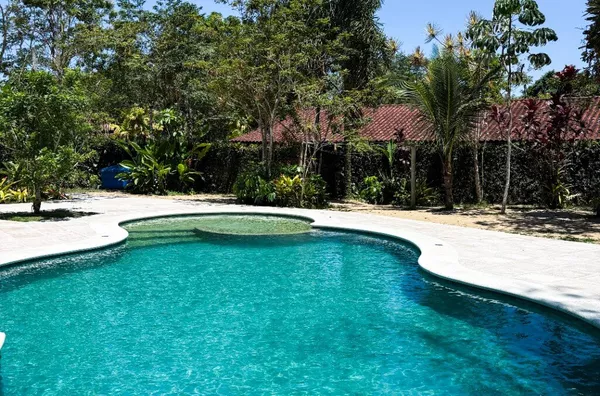 Casa Deslumbrante a 180m da Praia de Itamambuca