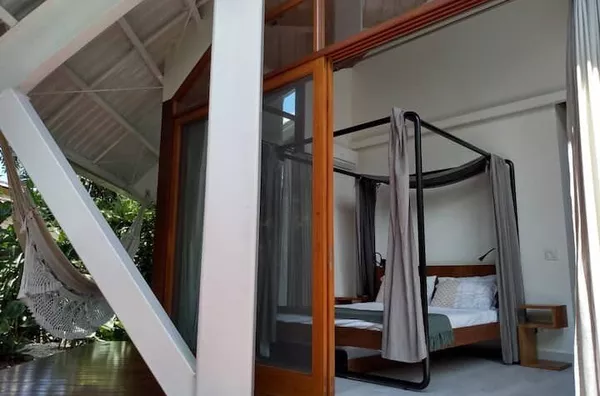 CASA  EXCLUSIVA Á VENDA