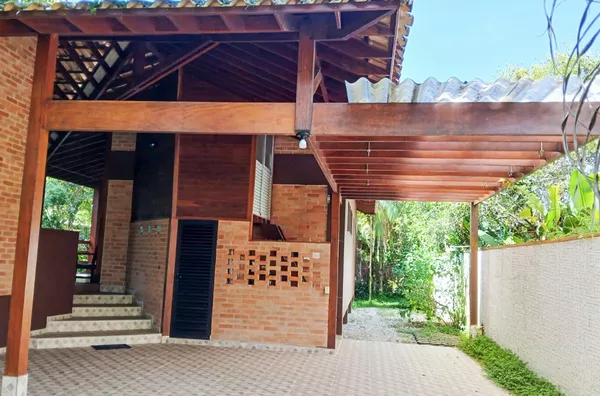 Oportunidade: 3 suítes - 150m da Praia