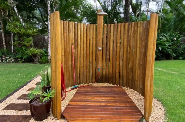 Casa à venda, piscina, 4 dormitórios - Itamambuca