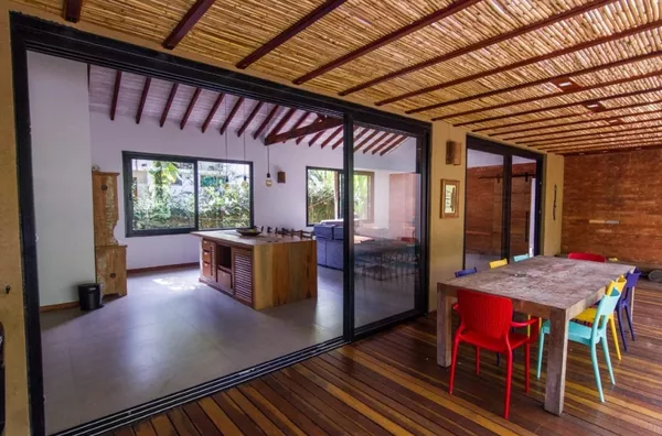 BELA CASA A 300 METROS DO MAR