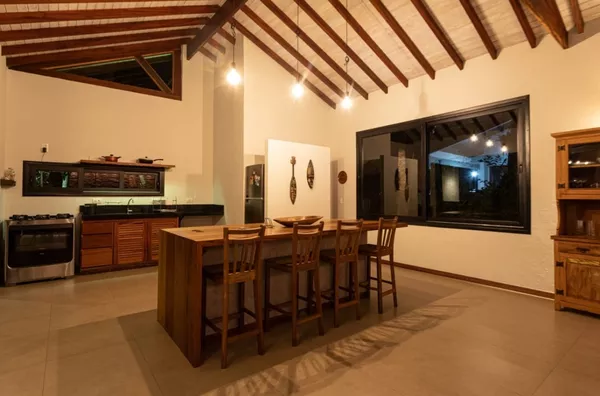 BELA CASA A 300 METROS DO MAR