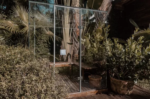 Casa incrível a 20 passos da praia, com muito espaço e conforto