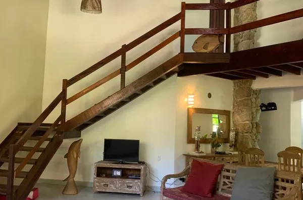 CASA DE VERANEIO EM ITAMAMBUCA