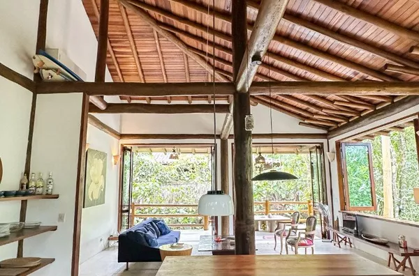 Entre o Mar e o Verde: Seu Lugar em Itamambuca - Rua par