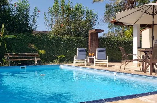 Excelente casa a 180 metros da praia, sauna, piscina