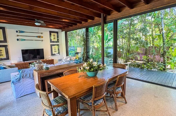 Exclusiva! A 80m da praia - Rua Par - Piscina - 3 Suítes