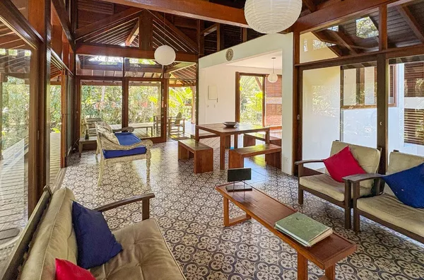 Casa estilo balinês à venda - 4 dormitórios - Foto 12