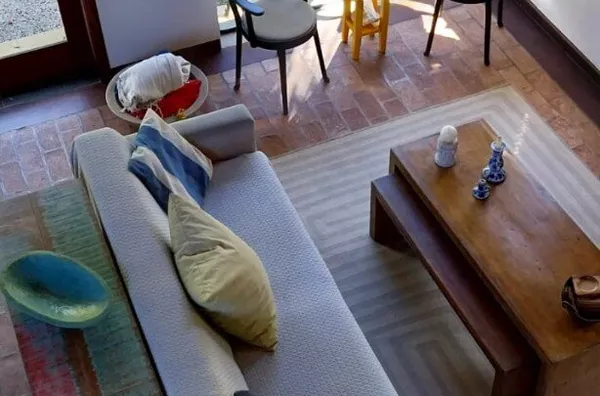 Entre a Piscina e o Mar, na Rua Par - 150 da praia