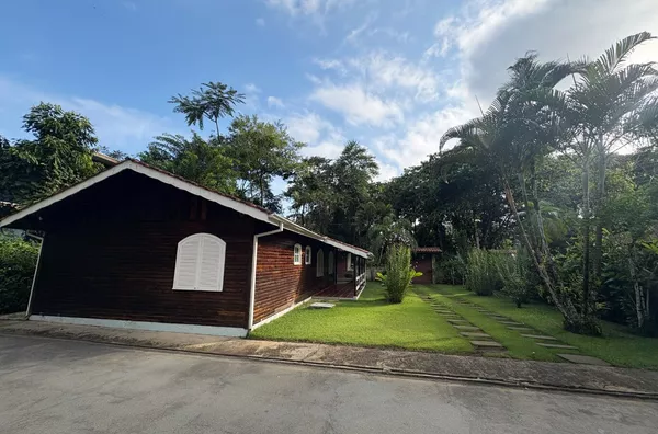 Casa à venda em Itamambuca – conforto, natureza e praticidade em um só lugar