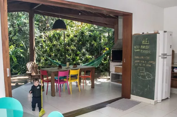 CASA  PROXIMA  AO MAR EM ITAMAMBUCA 