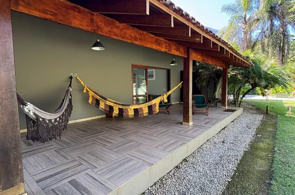 Refúgio encantador em meio à natureza – Rua Par