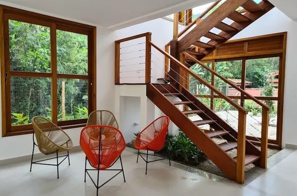 LUXO E CONFORTO PARA TEMPORADA