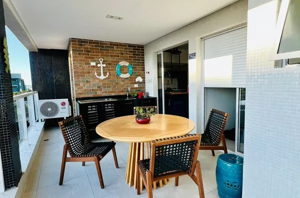 Apartamento Exclusivo no Itaguá – Vista Deslumbrante para o Mar.