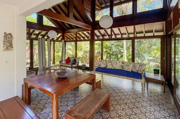 Casa estilo balinês à venda - 4 dormitórios - Foto 15