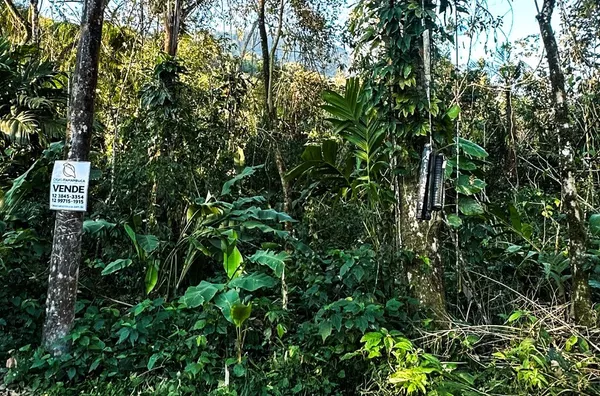 Lote à venda – Rua Par | 570 m²