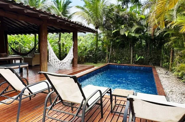 300 metros da praia, conforto e natureza em perfeita harmonia