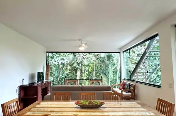 À Venda - Oportunidade na Praia do Félix