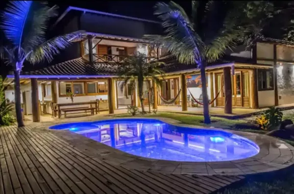 CASA DE DOIS LOTES, LADO PAR  ITAMAMBUCA