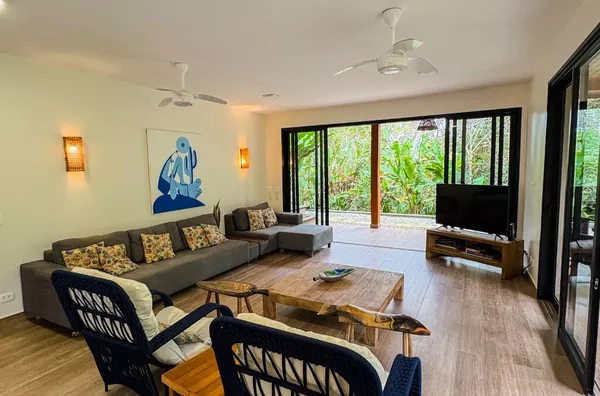 Verão, brisa do mar e puro conforto — a 20 passos da Praia - Rua Par!