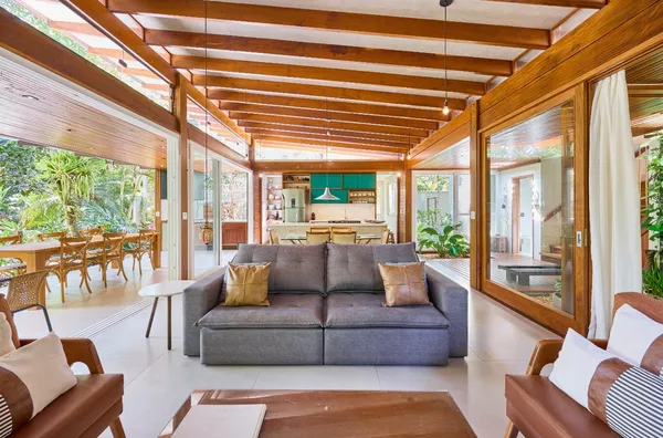 CASA ALTO PADRAO EM ITAMAMBUCA