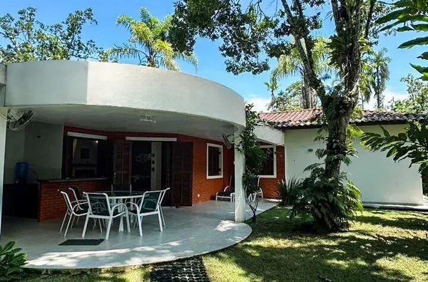 Canto esquerdo - 300m da Praia - Foto 18