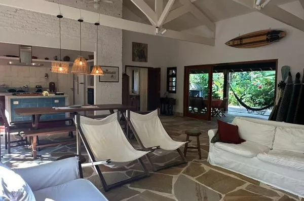 Casa charmosa para temporada - 180m da Praia - Rua Par