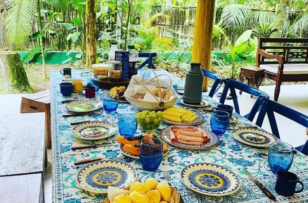 Linda casa inspirada em bali, a casa fica a 450 metros da praia