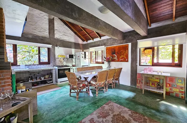 À Venda - Oportunidade na Praia do Prumirim