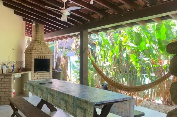 CASA DE VERANEIO EM ITAMAMBUCA