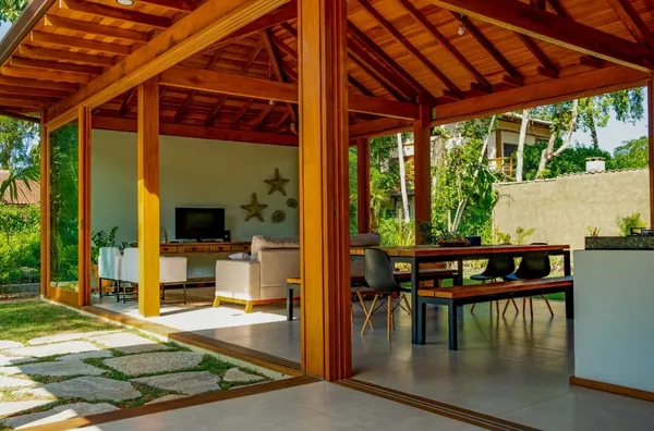 Linda casa recém construída