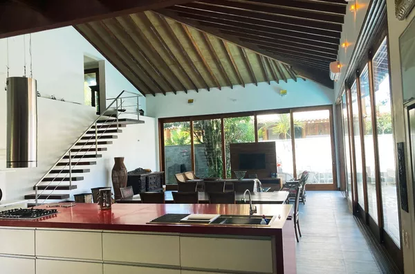 Refúgio  a 150 Metros da Praia - Casa em condomínio para temporada