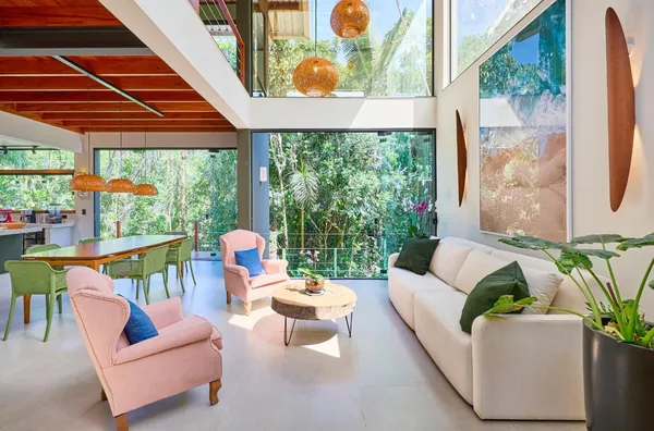 Conforto contemporâneo em meio à natureza - Rua Par