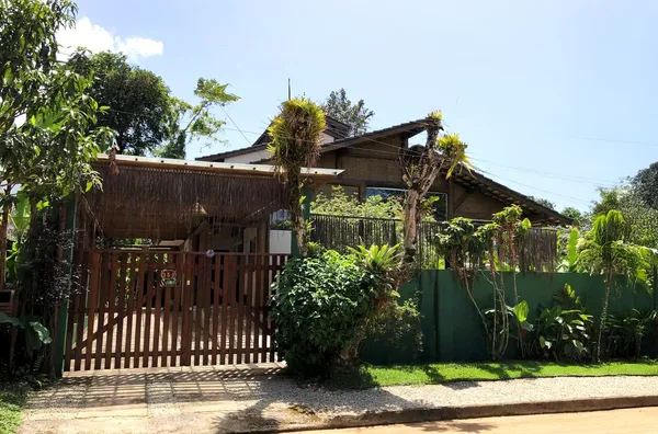 Charmosa Casa - 350m da Praia