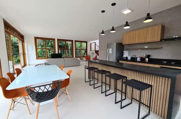 LUXO E CONFORTO PARA TEMPORADA