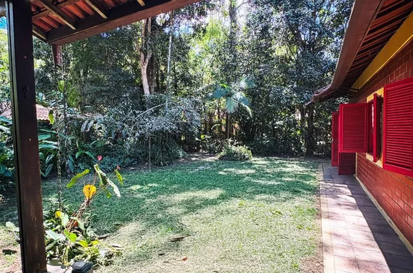 À Venda: A Casa Charmosa e Confortável dos Seus Sonhos