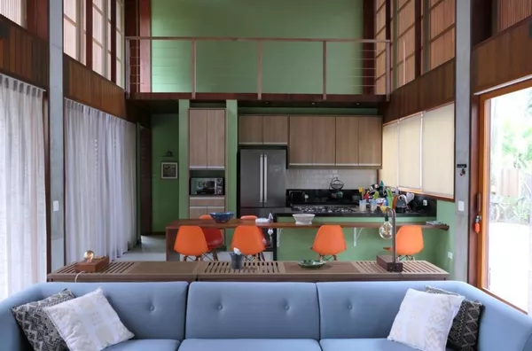 CASA ALTO PADRÃO A 300 MTS DA PRAIA