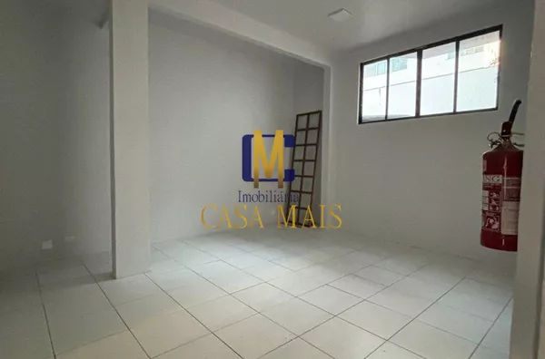 SALA COMERCIAL PARA LOCAÇÃO NO CENTRO