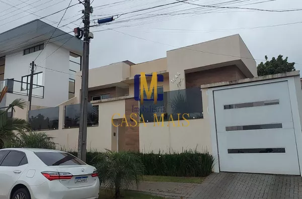 CASA PARA VENDA NO BAIRRO MENINO DEUS
