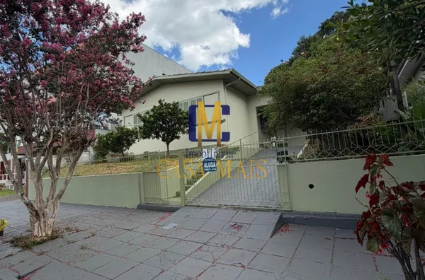 CASA PARA VENDA NO CENTRO DE PATO BRANCO. RESIDENCIAL OU COMERCIAL. 